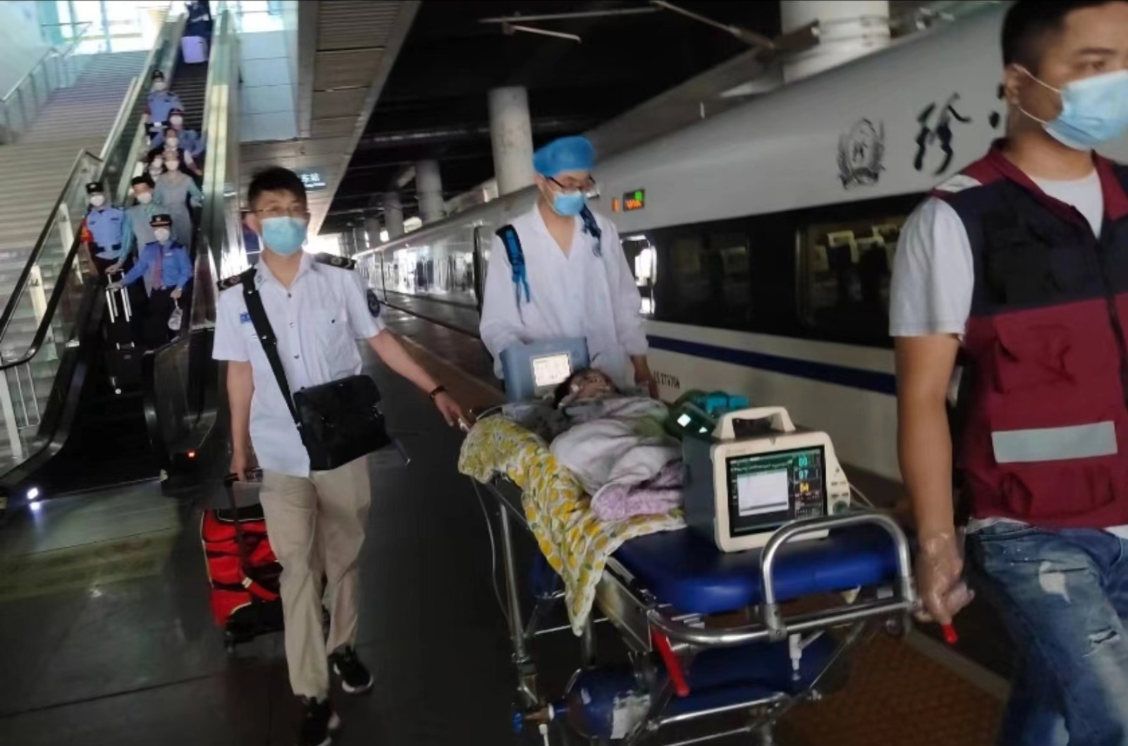 河津市高铁转运公司