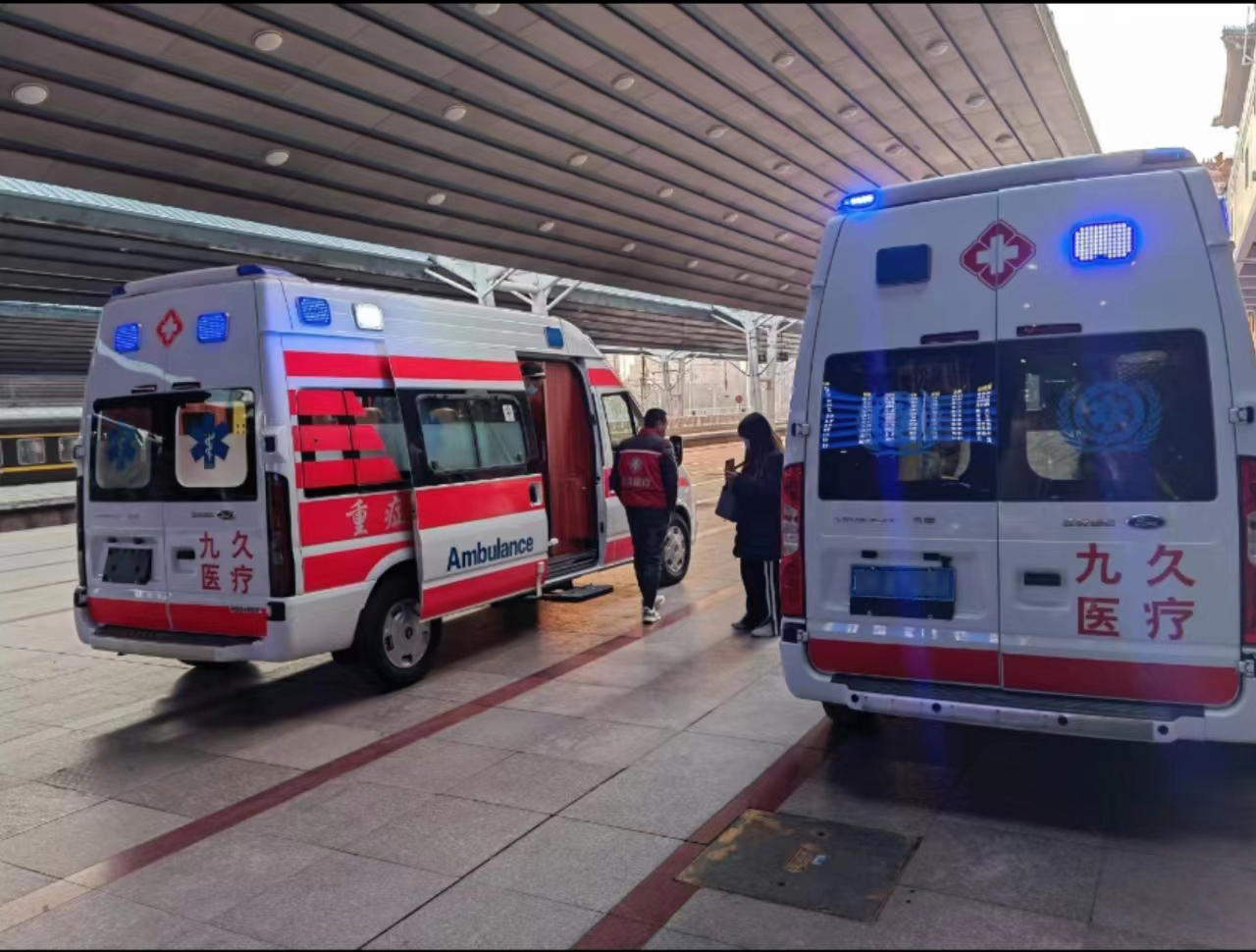 河津市救护车长途转运